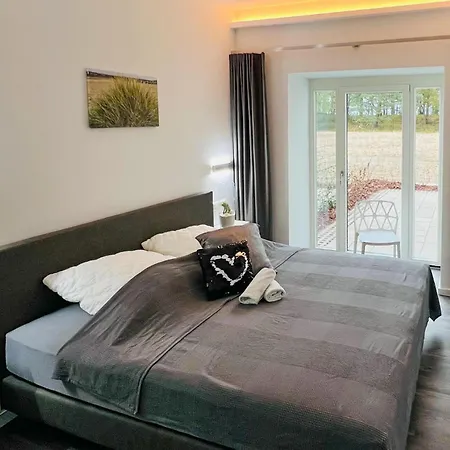 Apartment Pet Friendly In Prora With Wifi